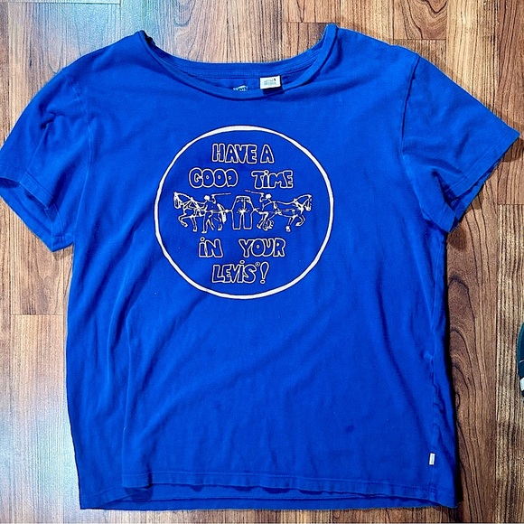 Levi’s "Have a good time in your Levi’s" cropped blue scooped T-shirt womens M - Picture 5 of 7